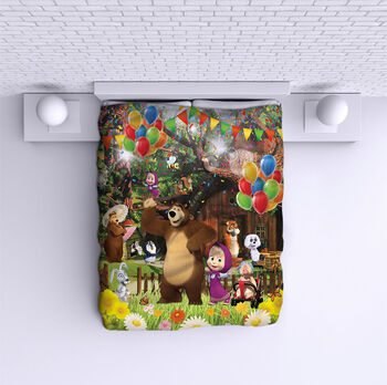 Cuvertură de pat Masha and the Bear 2022