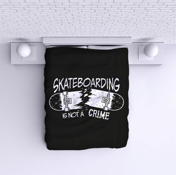 Cuvertură de pat Skateboarding is not a crime